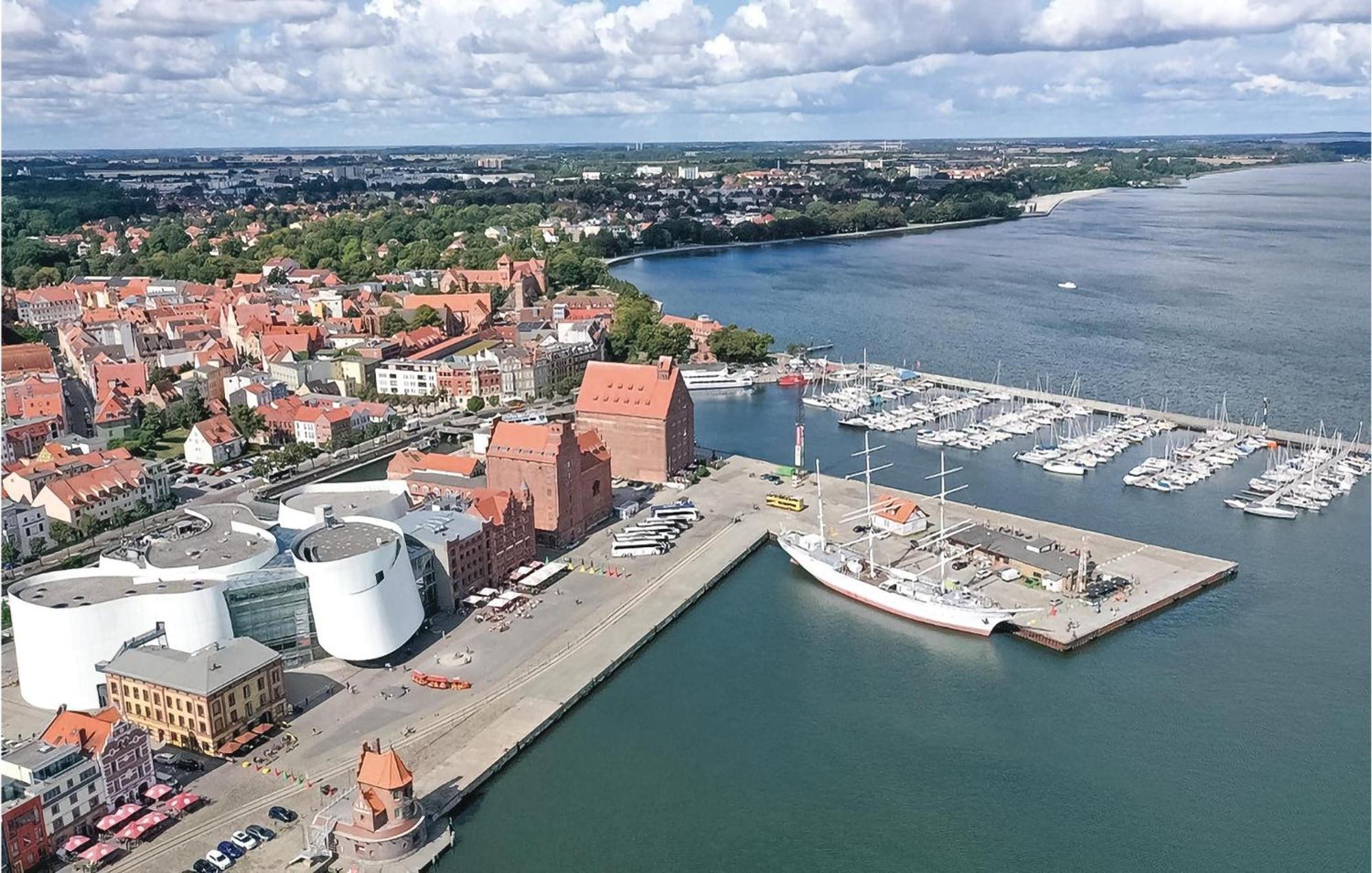 Ferienhaus 34 Altefaehr Bagian luar foto